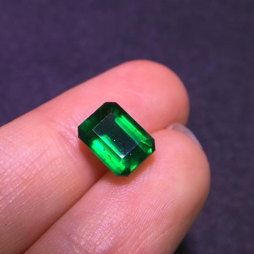 2.63ct 祖母绿裸石 商品图0