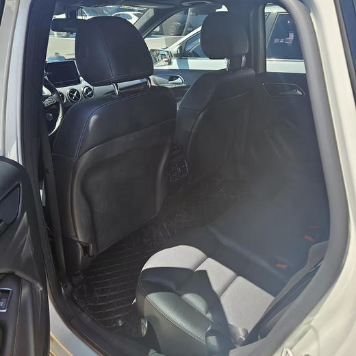 奔驰 B 200时尚型【长租-北京】 商品图5