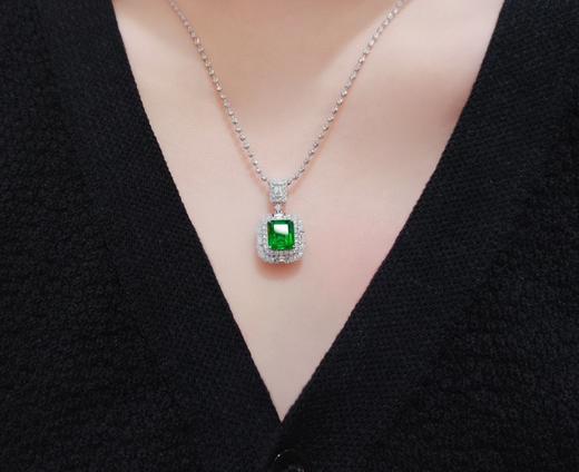 2.2ct 祖母绿吊坠 商品图4