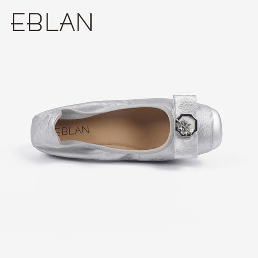 伊伴秋季女鞋单鞋B24410516 商品图2