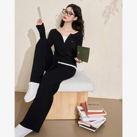 西遇假两件长袖T恤两件套女新款黑色阔腿裤休闲套装D3442167 商品图3