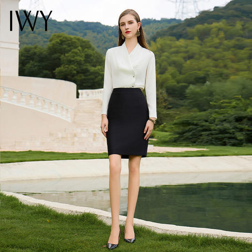 IWY/秋款白色气质时尚轻奢高级感百搭衬衫通勤干练收腰显瘦职业衫B468 商品图0