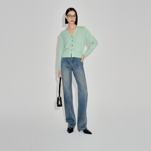 【特惠不退货】伊芙丽设计感异形纽扣薄荷绿针织衫2024春1F2130251 商品图3