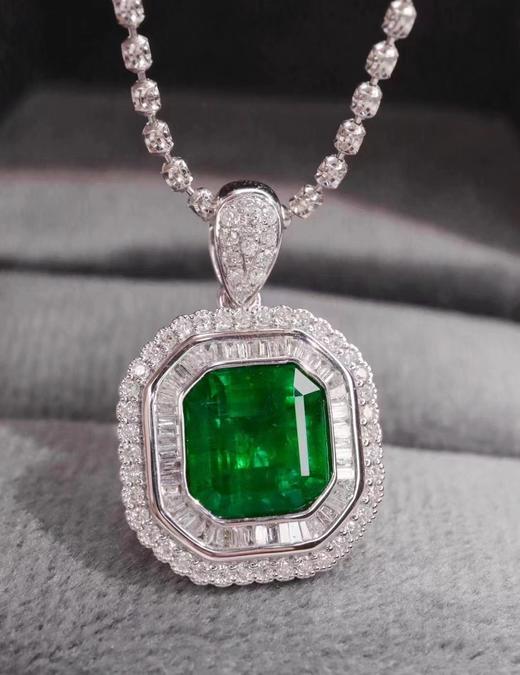 2.78ct 祖母绿吊坠 商品图3