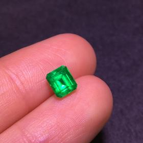 1.1ct 祖母绿裸石