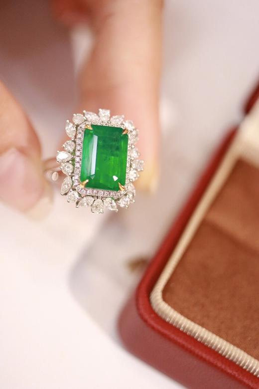 5.5ct 祖母绿戒指 商品图5
