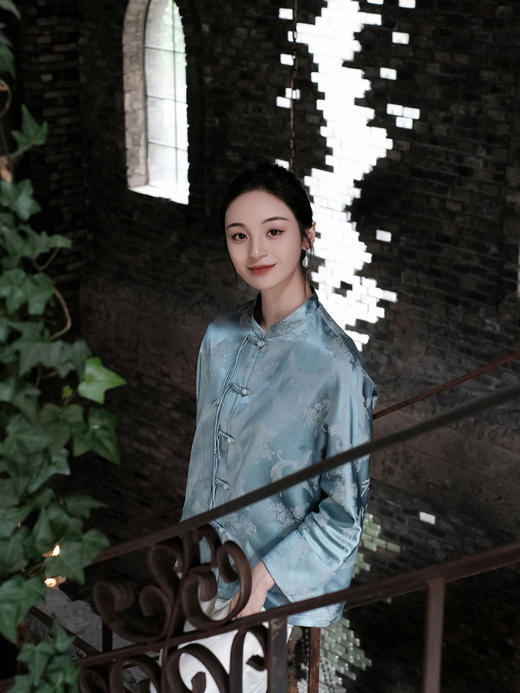 盛唐婧 |真丝火凤凰蓝外套 商品图4