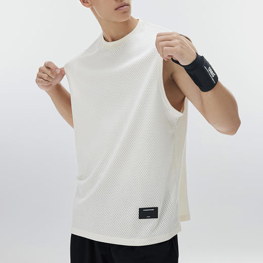 OMG潮牌 印花宽松网孔休闲运动背心男士健身衣服吸汗透气无袖t恤A-FMBX2355
 商品图7