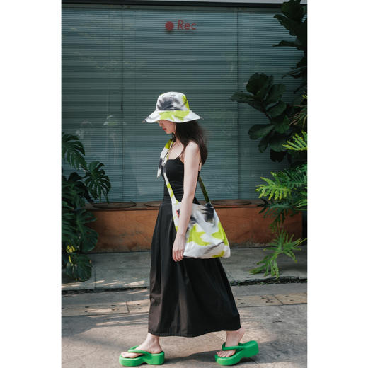 双成记 雀之梦印花斜挎包 商品图6