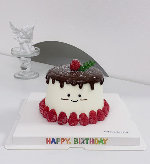 草莓小可爱周岁生日蛋糕；草莓过季，树莓替换装饰） 商品图1
