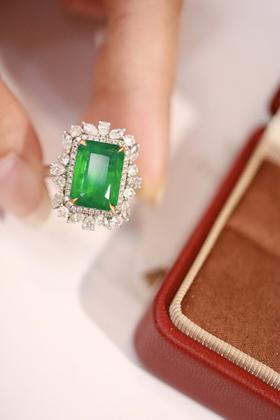 5.5ct 祖母绿戒指