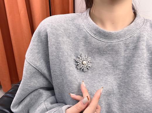 7DAYS天然贝母淡水珍珠雪花胸针 商品图3