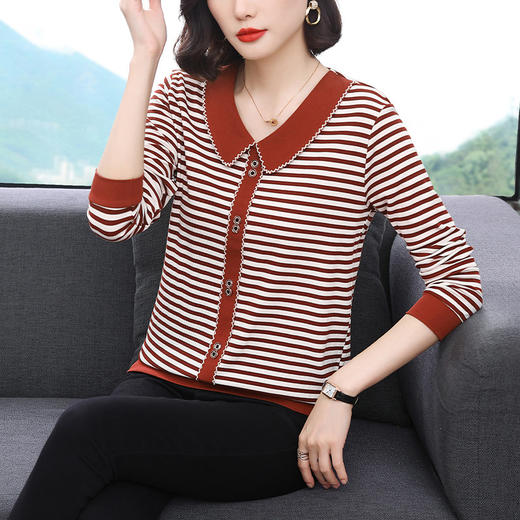 MZ 19533时尚长袖t恤女洋气条纹打底衫 商品图1