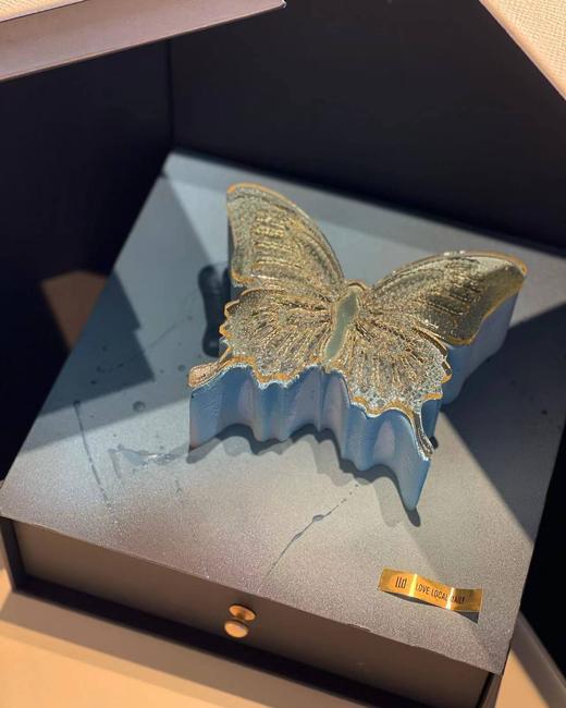 蝴蝶梦境（表面水晶糖较厚，需要用力敲哦） · 慕斯蛋糕 商品图9