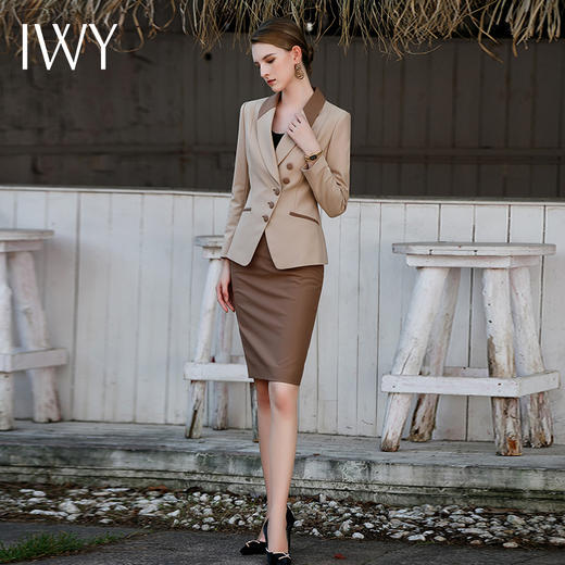 IWY/秋款高端气质女神范卡其色长袖西装咖色半裙双拼职业女装套裙C1710+S1691 商品图4