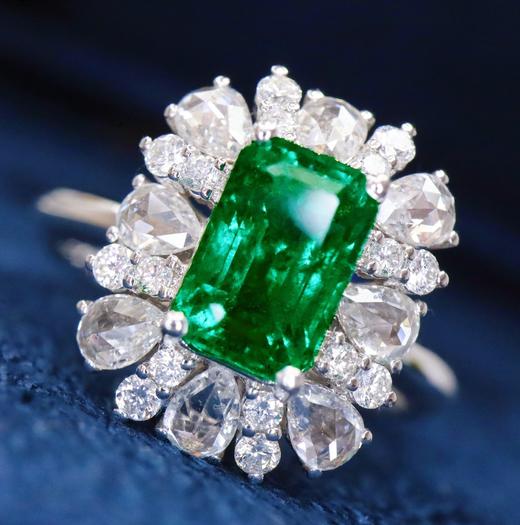 1.48ct 祖母绿戒指 商品图3