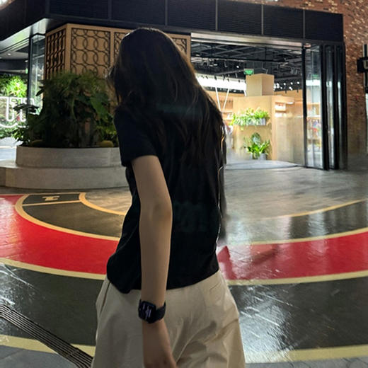 ROMI STUDIO “法式优雅” 莱赛尔棉混纺花纱感针织短袖T恤422T0006 商品图2