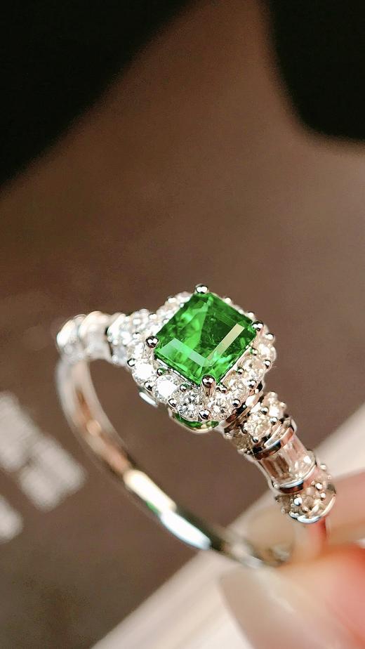 0.45ct 祖母绿戒指 商品图3
