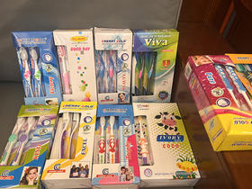 随机发！老外牙刷~男女都有，儿童款很少，NO退NO换！