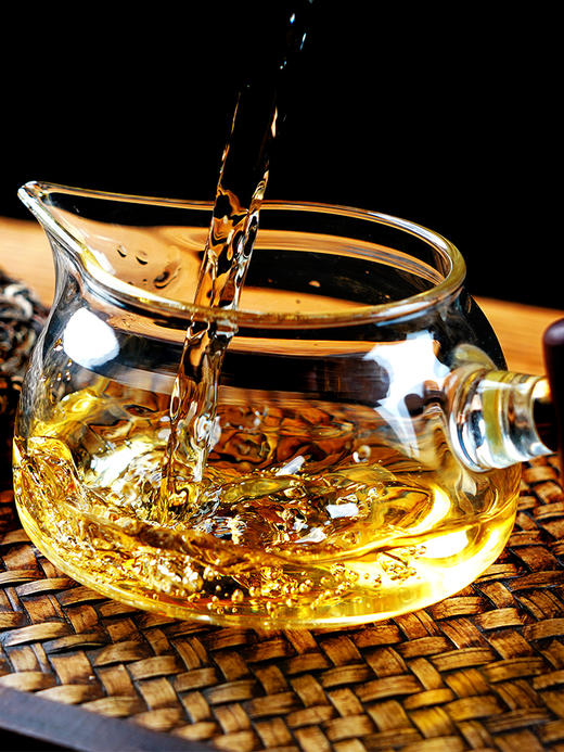 【不足10饼】【冰岛特大树】2023年头春冰岛茶区6棵特大古树，采用獨家无极拼配技艺357g/饼 商品图5