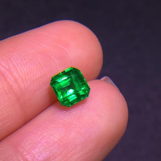 1.42ct 祖母绿裸石 商品图2