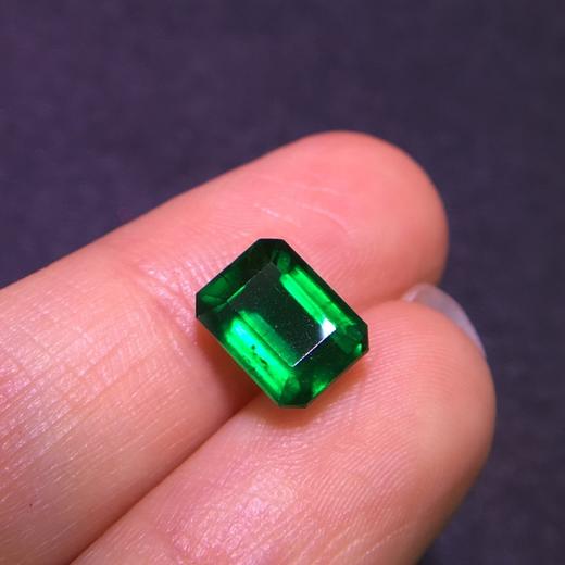 2.63ct 祖母绿裸石 商品图1