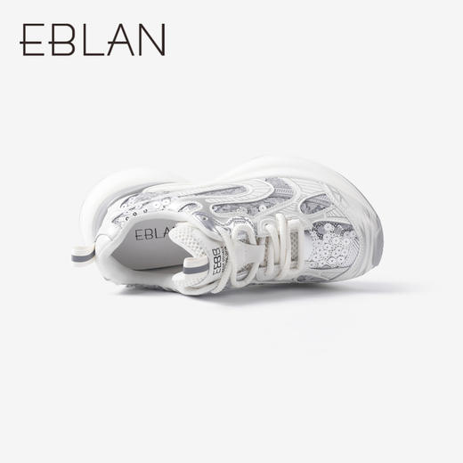 伊伴秋季女鞋休闲运动鞋女鞋B24421117 商品图3