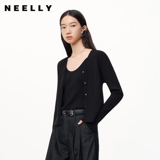 NEELLY纳俪商场同款秋季新款显瘦通勤简约黑色两件套针织衫上衣女N24081A01070 商品图0