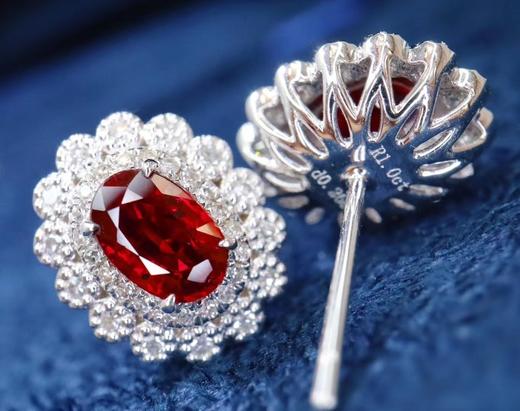 1.0ct 红宝石耳钉 商品图0
