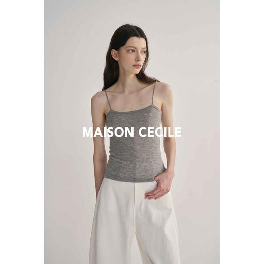 MAISON CECILE 两色软糯亲肤水溶羊毛开衫吊带 商品图2