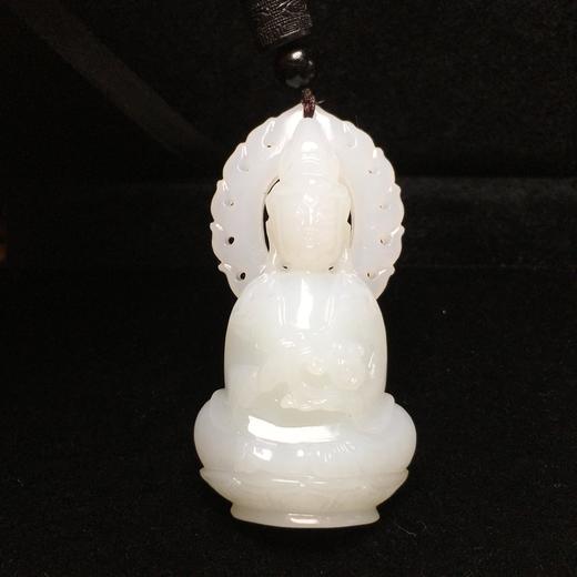 558001 和田玉莲花观音 宝相庄严，佛光普照，饱满油润，雕工极好， 尺寸：56.2/29.5/14.6 重：31  超值价：3380 商品图6