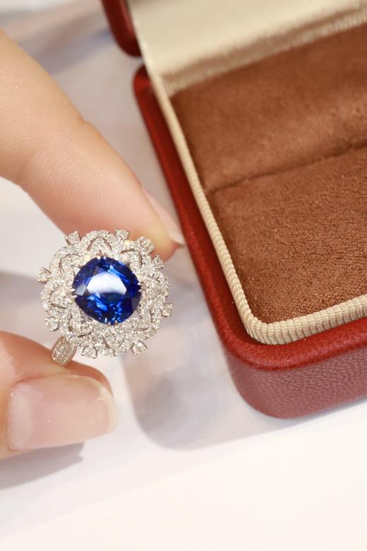2.5ct 蓝宝石戒指 商品图2