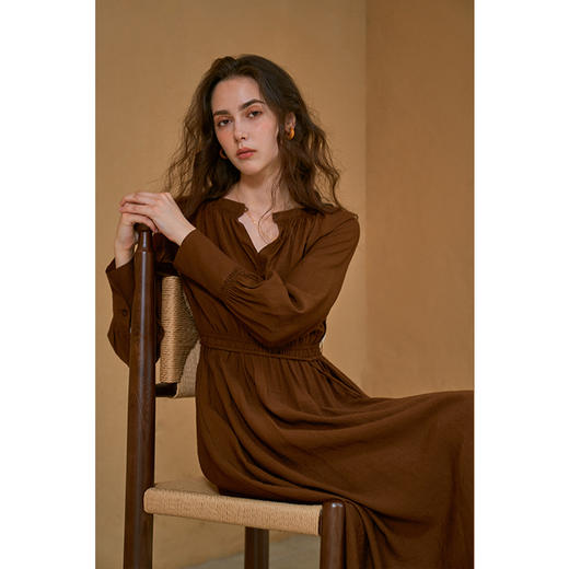 HeyDress法式连衣裙女秋季宽松圆领花瓣腰带设计气质垂感长袖裙子 商品图2