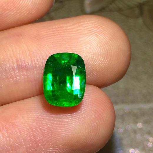 2.27ct 祖母绿裸石 商品图0