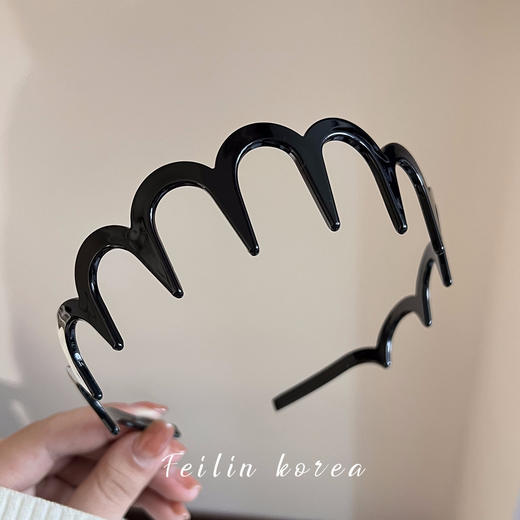 【一秒高颅顶，无感带齿发箍】2025新款两用碎发波浪发箍女，轻巧不夹头舒适无压，外出百搭洗脸高颅顶网红发卡头箍QQ 商品图5