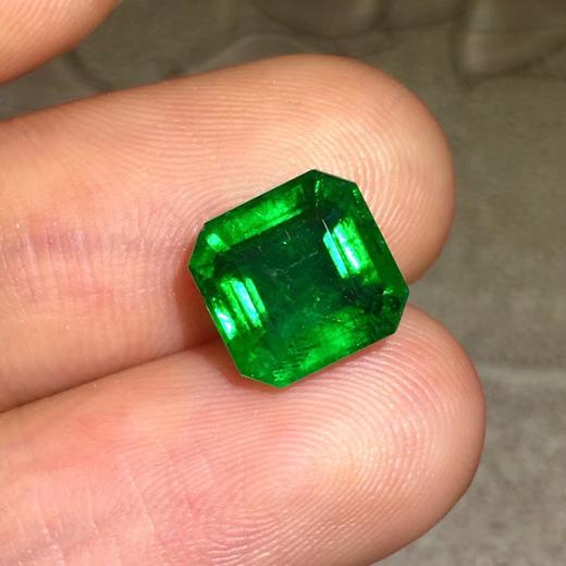 2.94ct 祖母绿裸石 商品图2