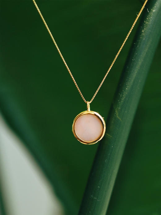 【幸运字母项链】18k黄金 专属字母定制 从A-Z 赋予独属自己的意义 日常佩戴/送闺蜜/送妈妈都合适~ 湖州仓 商品图8