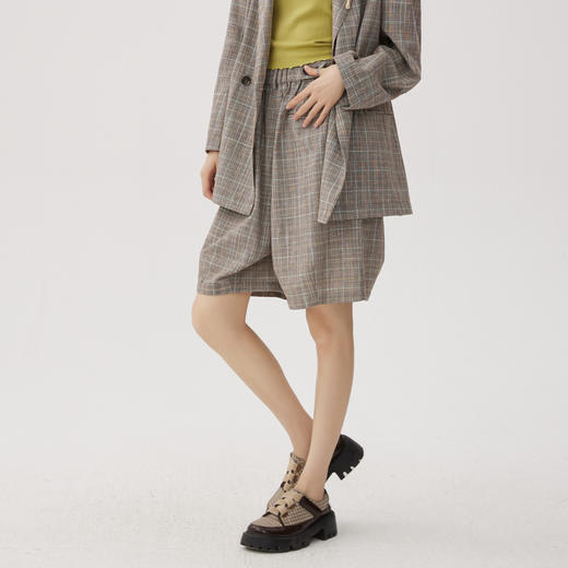 谜底格纹五分裤女士2024秋新品通勤风复古高腰透气裤子243MK1125 商品图1