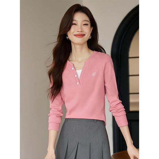 【专属特价】熙世界时髦撞色假两件t恤长袖2025春秋新款显瘦正肩体恤打底衫 商品图1