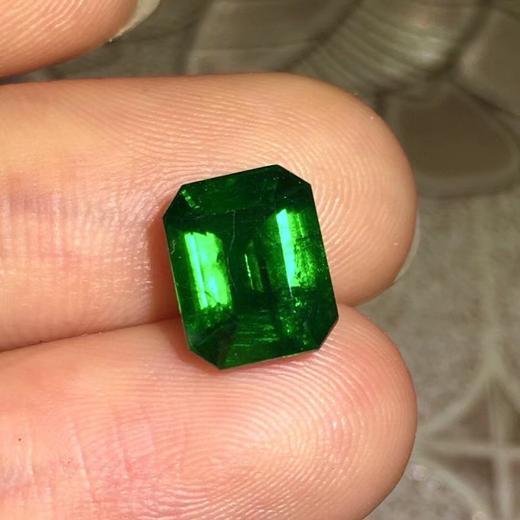 2.69ct 祖母绿裸石 商品图4