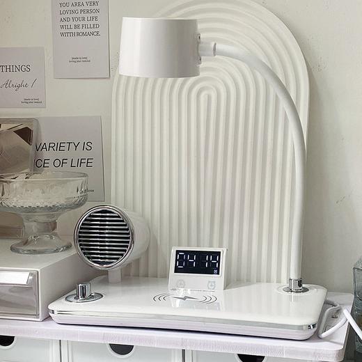 塞尔兰斯四合一多功能台灯，一物多用，提升居家幸福感 商品图3