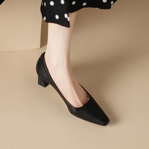 【预售5天】新款简约粗中跟小方头里外全皮浅口通勤OL工作羊皮单鞋女MLJ&A856 商品图3