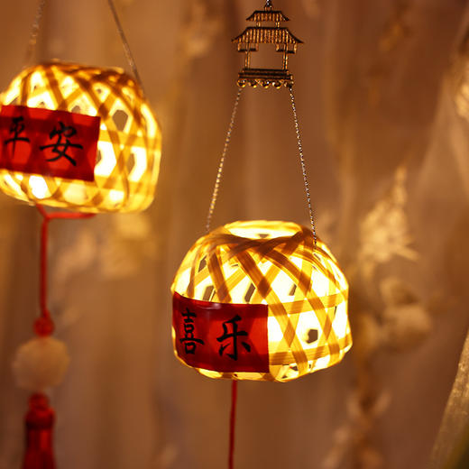 【成品迷你灯笼！萌趣满分】中秋节，花灯照亮我们的团圆。兔子灯笼，竹编鸡笼儿童手提发光，迷你灯笼，小巧玲珑，可爱又实用。让我们一起点亮这个中秋节！ 商品图1