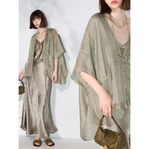 【限时秒杀】COCOBELLA新国风飘带薄外套手工盘扣纹理感披肩式开衫SN3003 商品图1