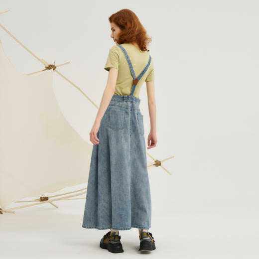 谜底牛仔背带裙女2024秋季新品复古风帅气大摆型长半裙243MB1185 商品图2