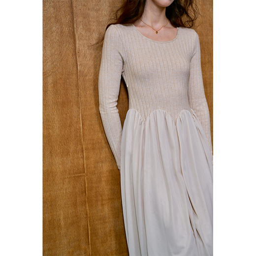 HeyDress针织拼接连衣裙女秋季法式圆领坑条显瘦小黑裙气质裙子 商品图2