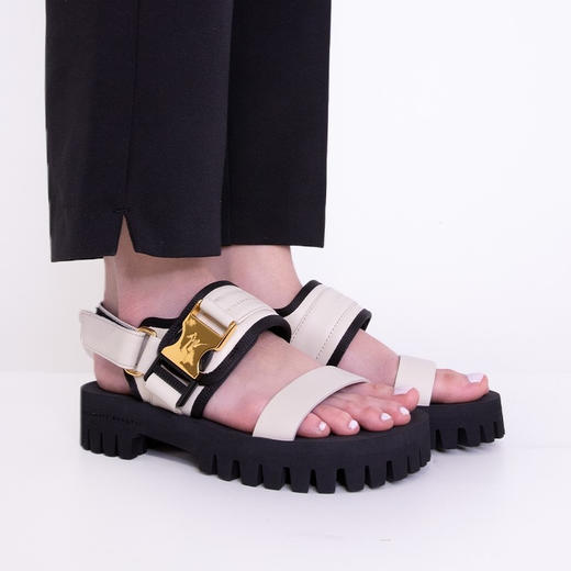 Giuseppe Zanotti 女士签名徽标平跟凉鞋 白色 E400065A002 商品图3