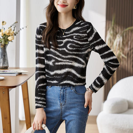 雀说波浪纹T恤新款时尚洋气圆领宽松斑马纹显瘦百搭上衣AL26 商品图2