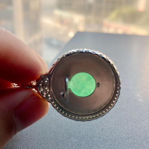 陈梦同款★糯冰种阳绿翡翠无事牌圆牌18k白金镶嵌 商品图8