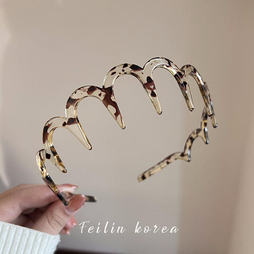 【一秒高颅顶，无感带齿发箍】2025新款两用碎发波浪发箍女，轻巧不夹头舒适无压，外出百搭洗脸高颅顶网红发卡头箍QQ 商品图7